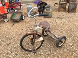 lot 88 image: Vintage Murray Tri-Cycle