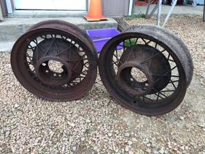 lot 89 image: Set of Antique Car Wheels Garden Decor