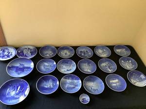 lot 32 image: Copenhagen Collectors Plates