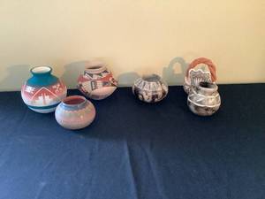 lot 43 image: Aztec Style Pottery