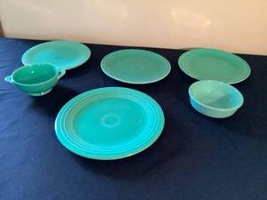 lot 119 image: Mint Green Fiestaware 2