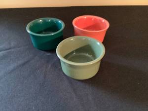 lot 120 image: Fiestaware Ramekins