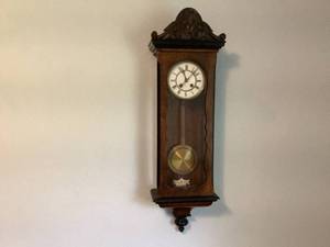 lot 75 image: Antique Wall Clock