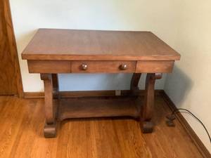 lot 76 image: Library Table