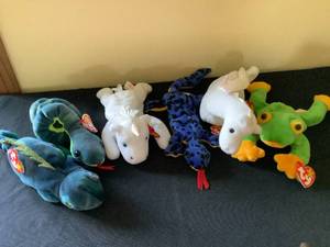 lot 178 image: Beanie Babies 4