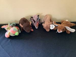 lot 183 image: Beanie Babies 9
