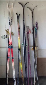 lot 227 image: Vintage Skis