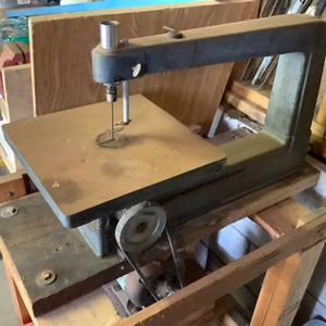 lot 256 image: Jig Saw
