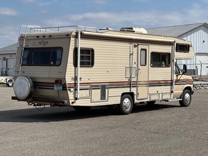 lot 1 image: 1988 FLEETWOOD JAMBOREE RALLYE Y26 MOTORHOME NO RESERVE