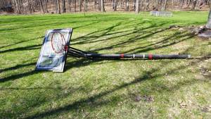 LifeTime Basketball backboardhoop with top poleno base