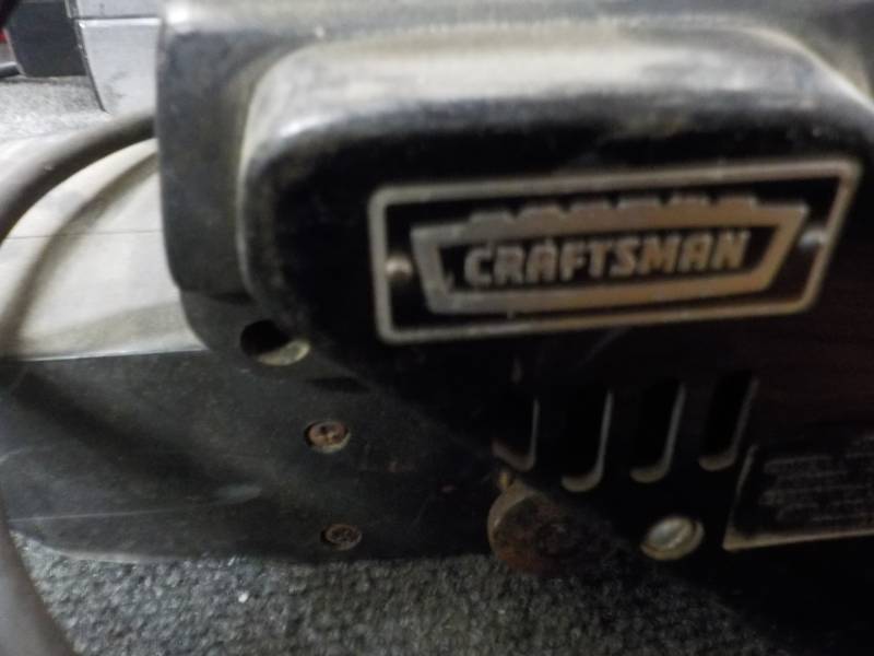lot 68 image: Craftsman Sander...