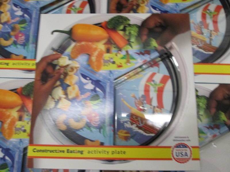 lot 81 image: lot of 5 new constructive eating ac...