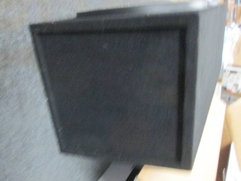 lot 122 image: MTX terminator 1200watt dual subwoo...