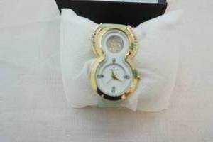 lot 220 image: Xenlex womens wrist watch