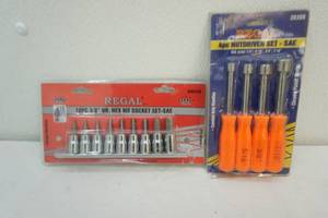 lot 226 image: nut driver set and hex bit socket set
