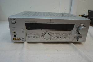 lot 3 image: Sony receiver