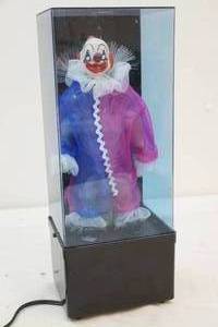 lot 4 image: HoHo Art & Crat fiber optic clown display