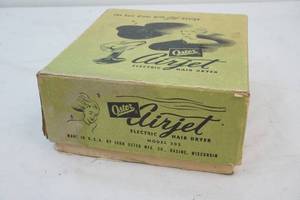 lot 22 image: vintage Oster hair dryer