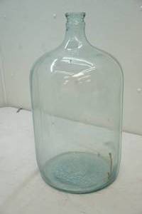 lot 77 image: vintage 5 gl glass water bottle