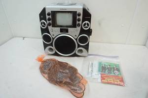 lot 79 image: Emerson portable CD and Karaoke machine