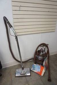 lot 99 image: vintage Filter Queen vacuum cleaner