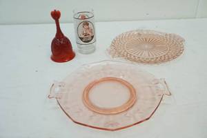 lot 165 image: pink glass serving dishes