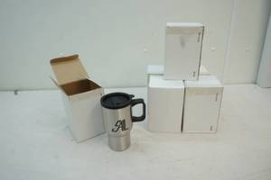 lot 172 image: travel mugs