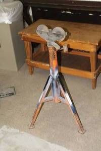 33 Pipe Stand with Roller Top