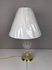 lot 60 image: Gorgeous Glass Table Lamp and Shade