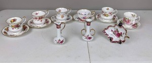 lot 63 image: Vintage Collection of Fine Bone China Royal Minster, Royal Chelsea, Limoges, Queens Rosina and Paragon