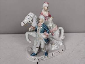 lot 79 image: Vintage Porcelain Lace Colonial Man, Women and Horse Figurine