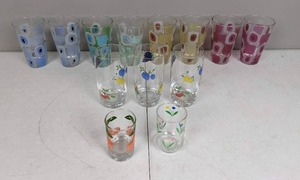 lot 93 image: Assortment of (13)  Assorted Fruits and Colors Juice Glasses