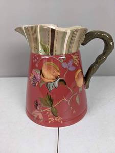 lot 98 image: Vintage Large 90oz Pitcher by Tracy Porter Octavia Hill Collection