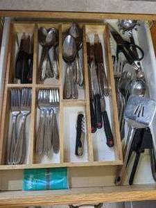 lot 101 image: Large Assortment of Kitchen Flatware and Cutlery