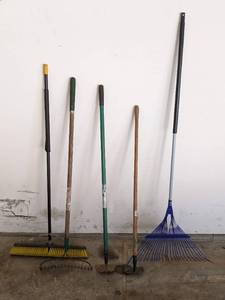 lot 132 image: Collection of Yard and Garage Tools Rakes, Broom and Garden Hoes