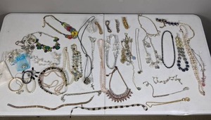 lot 119 image: Assortment of Costume Jewelry Necklaces, Bracelets and a Broach