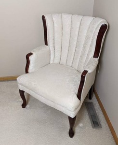 lot 170 image: Elegant White Detailed Accent Arm Chair