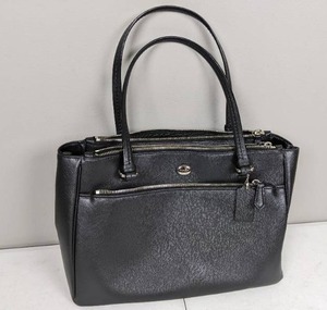 lot 17 image: Coach Leather PurseBag, Black