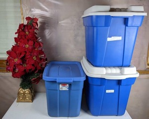 lot 201 image: Large Collection of Christmas Dcor and Light up Tree Various Lights, Bows, Figurines, Ornaments, Holiday Signs and More