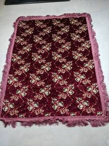 lot 208 image: Gorgeous Red Floral Area Rug with Fringe, 84 x 64