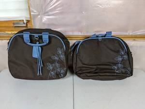 lot 236 image: Set of (2) American Tourister Bags, Black
