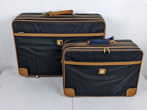 lot 30 image: Vintage Never Used Members Only 420-Denier Luggage 20 Framed Carry-On and 26 Pullman with Wheels