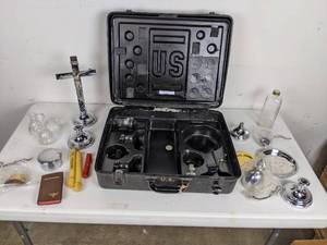 lot 119 image: Vintage National Church Goods Supply Co. Briefcase Kit