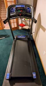 lot 30 image: Horizon T101 Treadmill