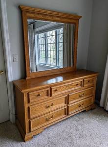 lot 34 image: Mirrored Wooden Dresser by Stanley