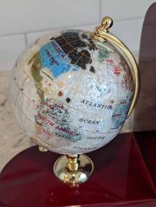 lot 43 image: Inlaid Stone Rotating Globe Bookends