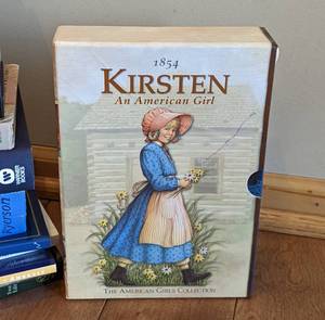 lot 49 image: Assorted Books