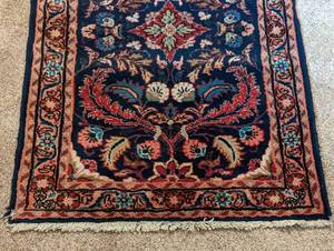 lot 73 image: Colorful Runner