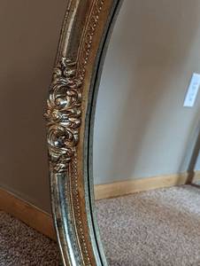 lot 77 image: Gold Wall Mirror