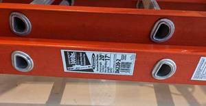 lot 99 image: Werner 20ft Fiberglass Extension Ladder